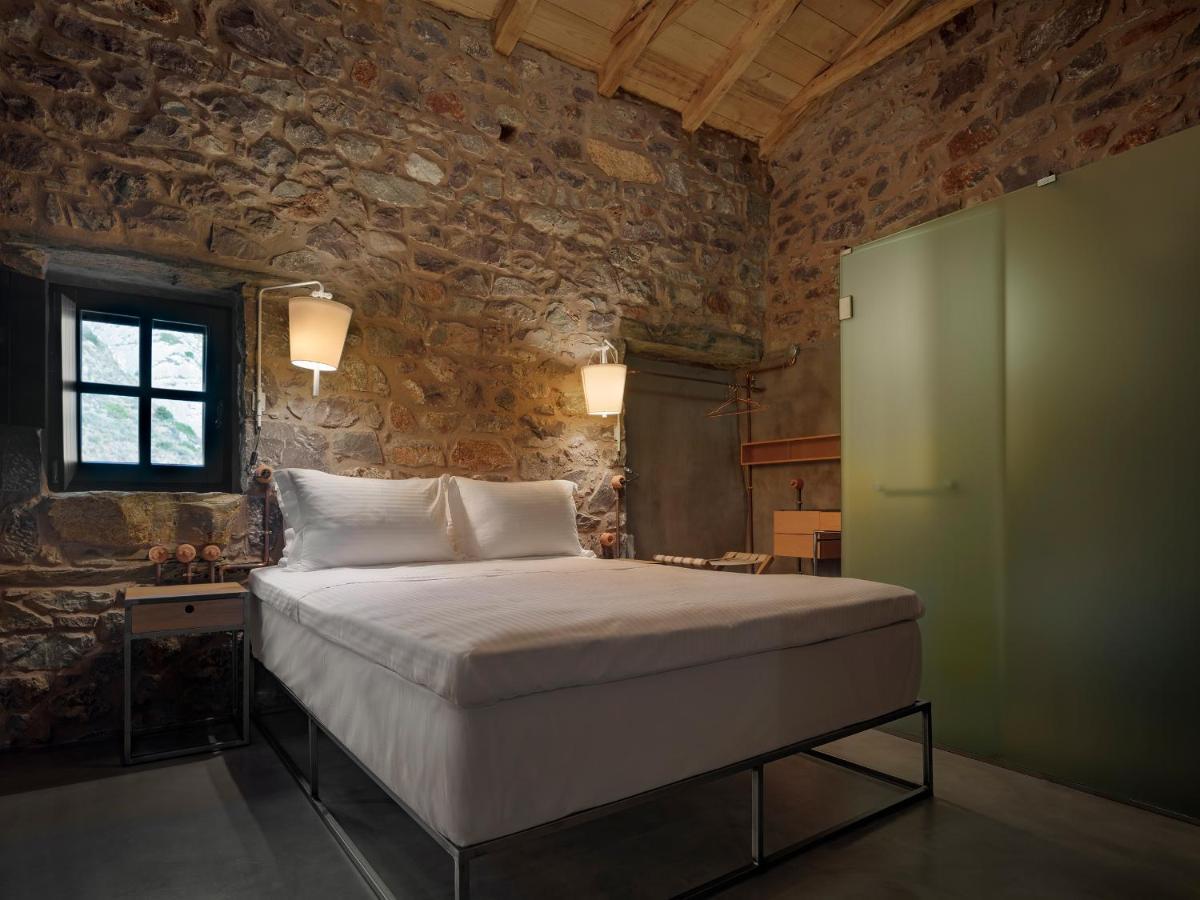Tainaron Blue Retreat Hotel