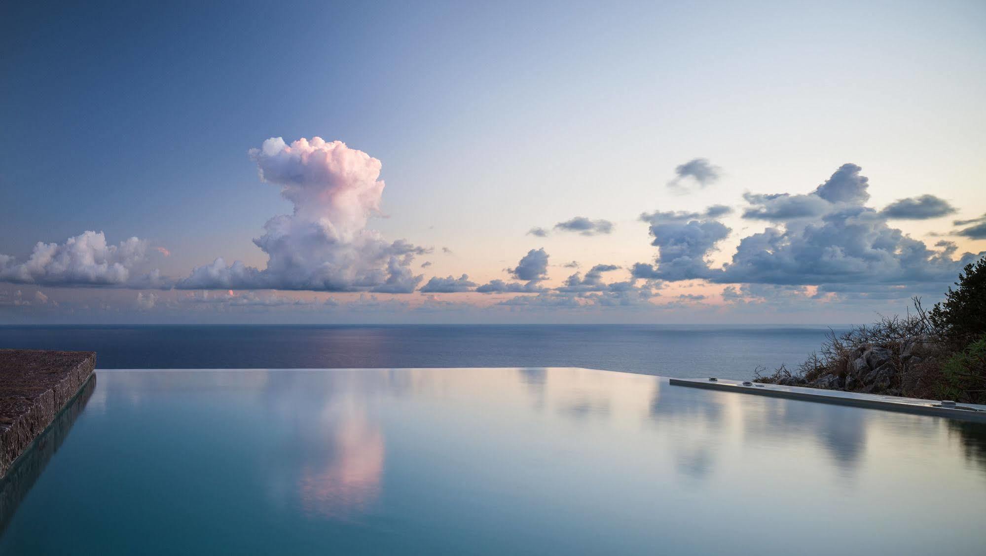 Tainaron Blue Retreat Vathia